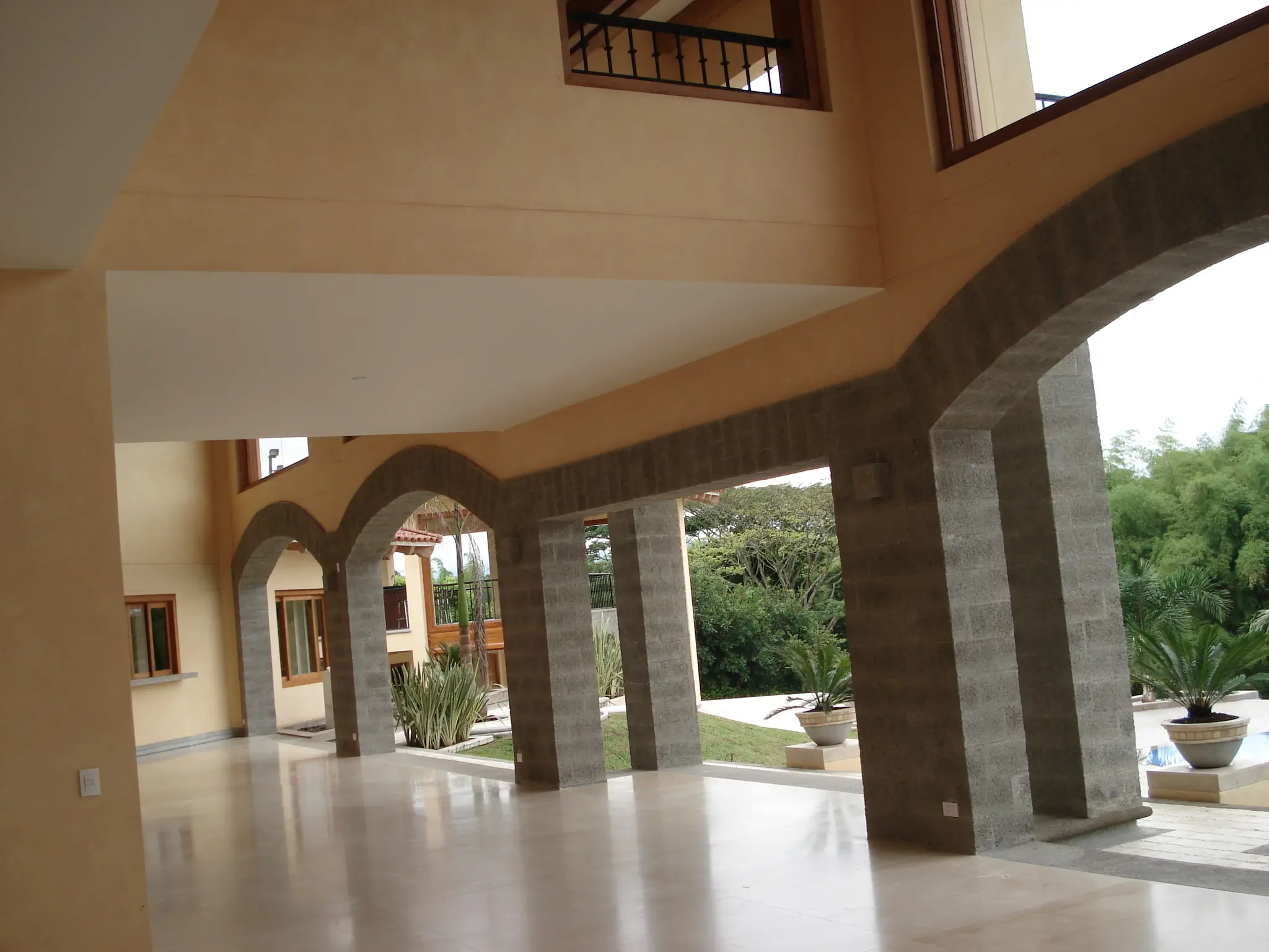 Proyecto Inmobiliario Arcos Decorativos y Estructurales
